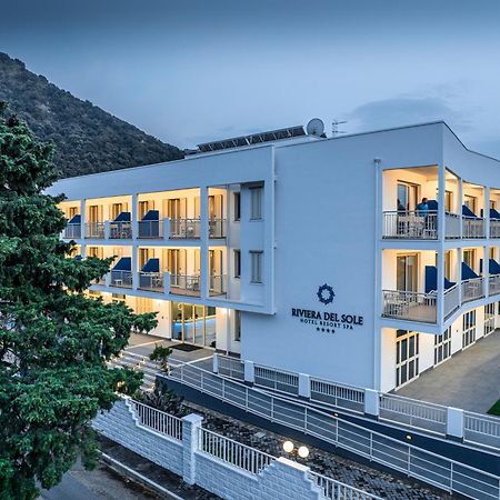 Riviera Del Sole Hotel Resort Spa Пираино Экстерьер фото