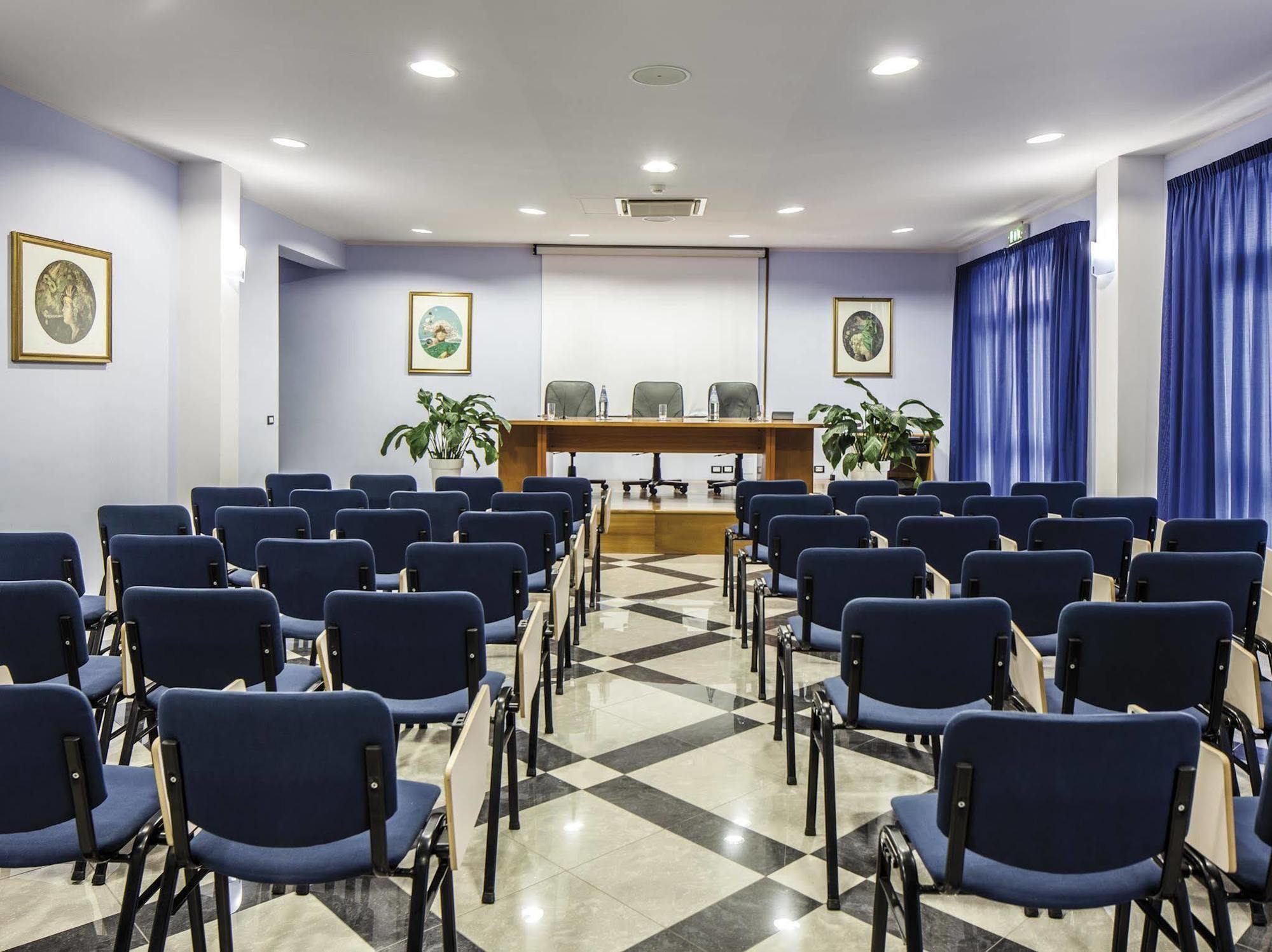 Riviera Del Sole Hotel Resort Spa Пираино Экстерьер фото