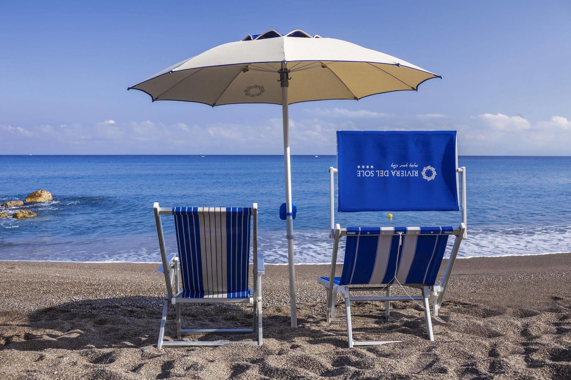 Riviera Del Sole Hotel Resort Spa Пираино Экстерьер фото